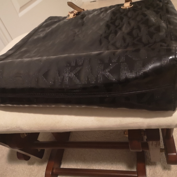 Authentic MK bag and wallet - Picture 5 of 10